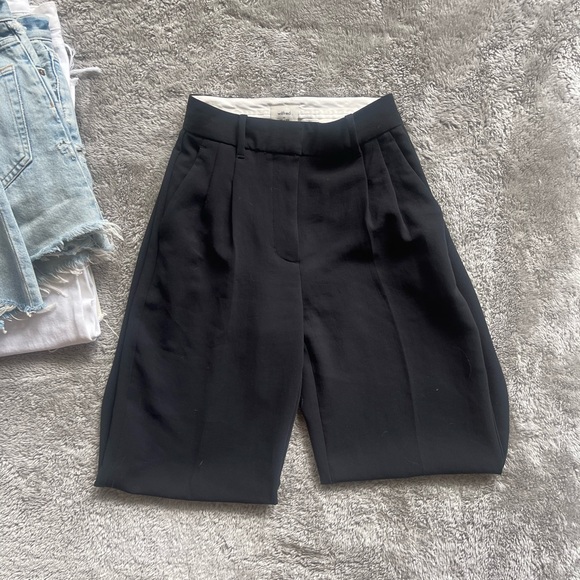 Aritzia effortless pants - Picture 2 of 2